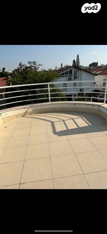 גני צהלה, רמות צהלה