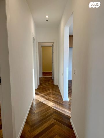 דירה, בילטמור, הצפון החדש - כיכר המדינה, תל אביב יפו