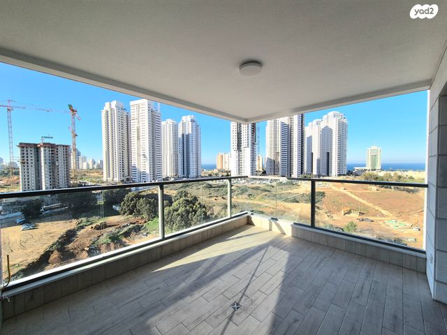 דירה, שדרות בנימין 90, רמת חן ובן ציון, נתניה