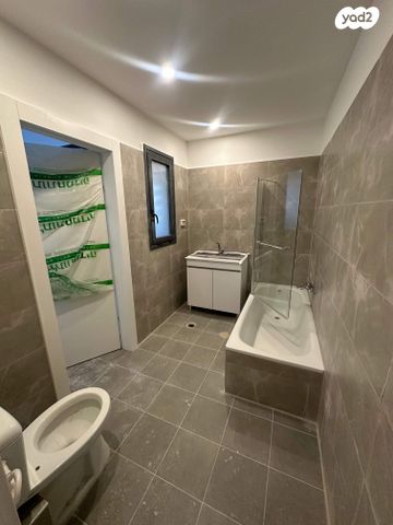 דירה, גן יבנה מערב, גן יבנה