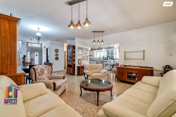 בית פרטי/ קוטג', נווה אילן - אזרחי, יבנה