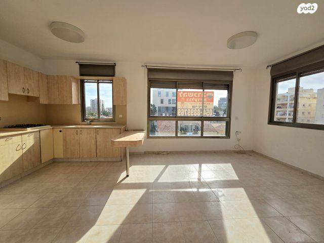 פנחס רוטנברג 17