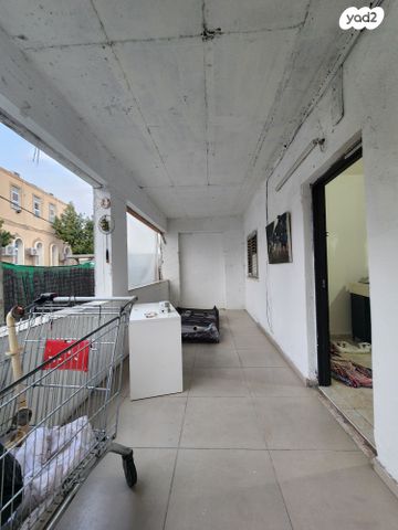 דירת גן, החיזיון, קרית שלום, תל אביב יפו