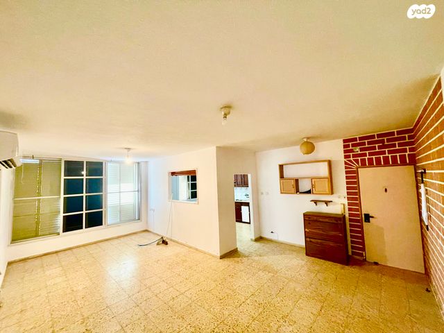 דירה, כורש, שכון עובדים, עפולה