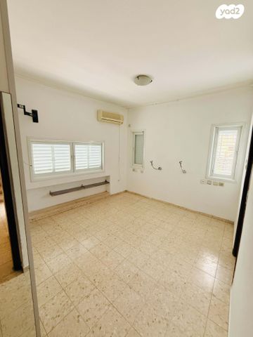 דירת גן, שיכון דן, נווה דן, תל אביב יפו