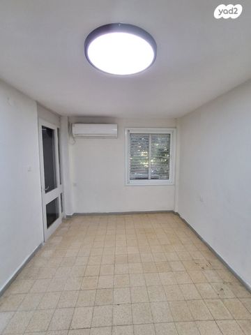 דירה, רמה, נווה שרת, תל אביב יפו