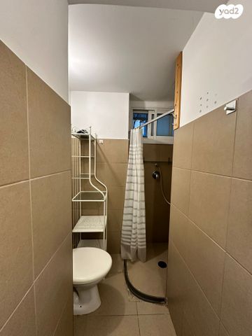 דירה, הנמל 63, שער פלמר, תחנת רכבת השמונה, חיפה