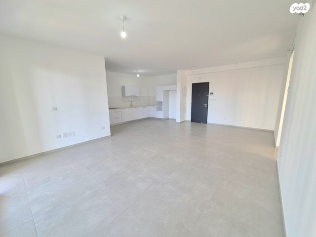 דירה, שדרות בנימין 90, רמת חן ובן ציון, נתניה