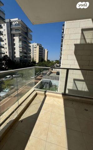 דירה, חטיבת כפיר 5, רובע יזרעאל סביוני העמק, עפולה