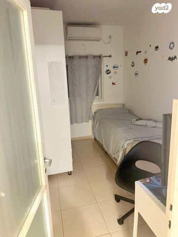 דירה, הרצליה