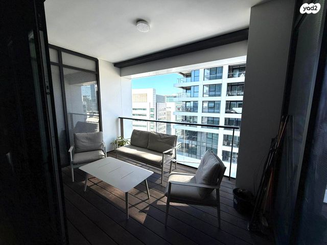 דירה, אליעזר קפלן, גני שרונה, קרית הממשלה, תל אביב יפו