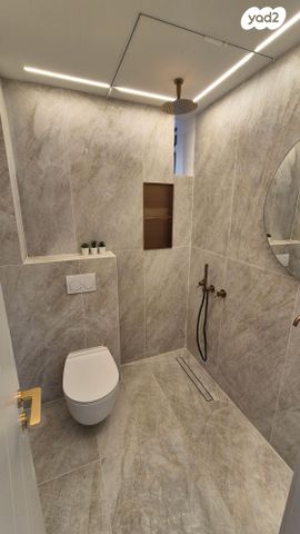 דירה, חללי אגוז, גני אביב, לוד