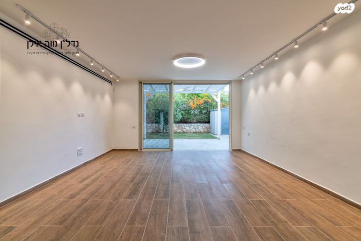 בית פרטי/ קוטג', ברקן, נווה אילן - צבאי, יבנה