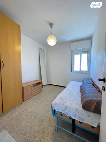 גיורא יוספטל 38