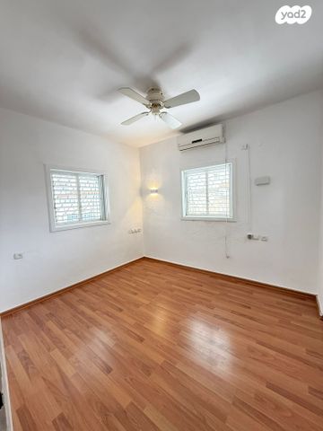 דירה, בית יוסף, רמב"ם, ראשון לציון