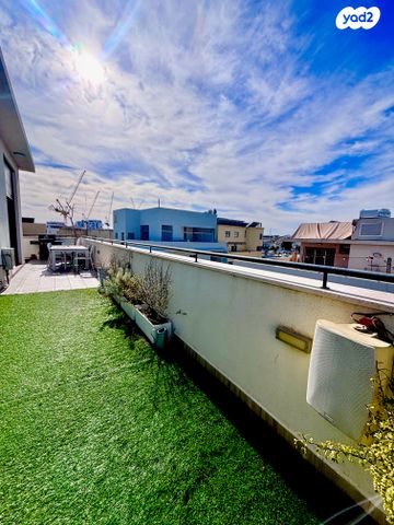 גג/ פנטהאוז, נחלת בנימין 133, פלורנטין, תל אביב יפו