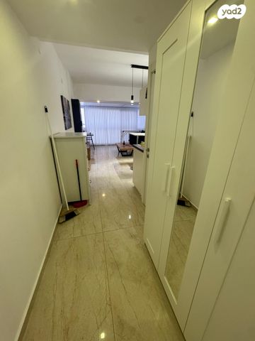 דירה, הנמל, מרינה, פארק לאומי וחופים, אשקלון