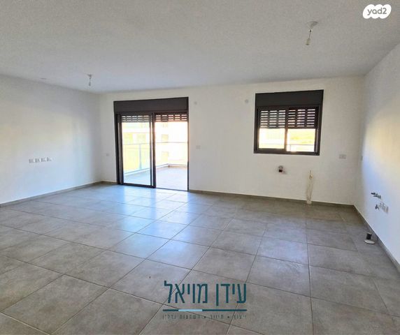 דירה, בת חפר, בת חפר