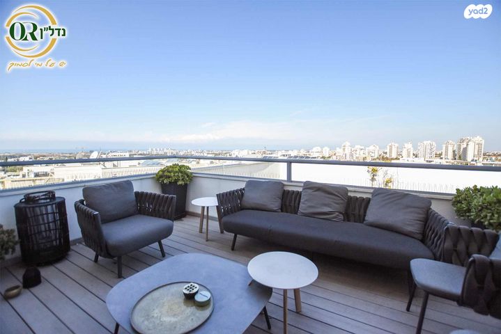 גג/ פנטהאוז, הדר, רמת השרון