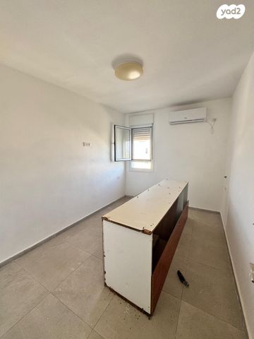 דירה, שדרות יוספטל 6, בן גוריון, קרית אתא