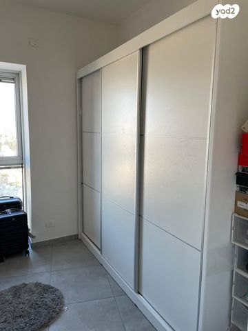 דירה, דרך מנחם בגין 150, מונטיפיורי, הרכבת, תל אביב יפו