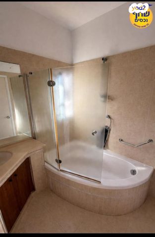 גג/ פנטהאוז, חפץ מרדכי, המרכז השקט / מרכז העיר, פתח תקווה