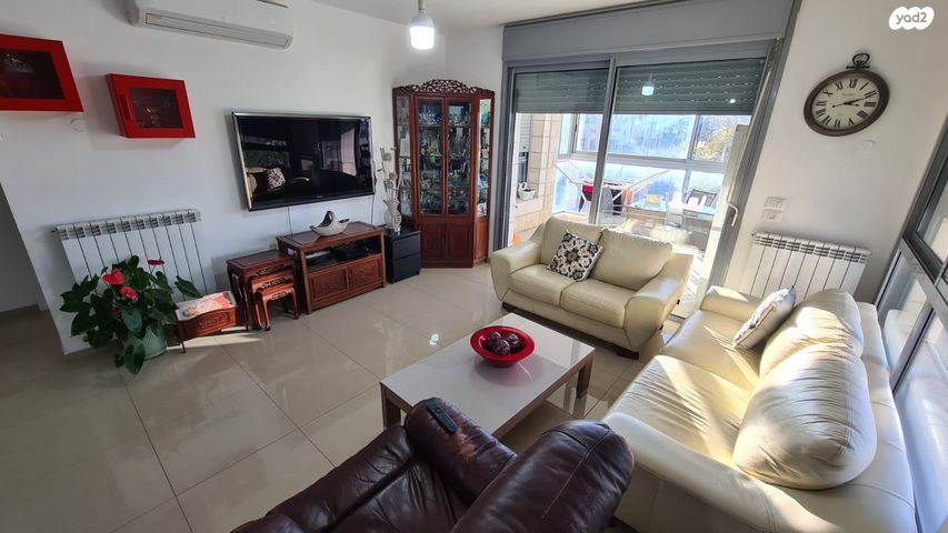 דירה, יפה רום, גילה, ירושלים