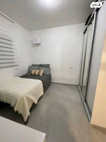 דירה, ביאליק, מרכז, קרית עבודה, חולון