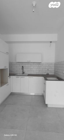 דירה, הרא"ה 135, עליות, רמת גן