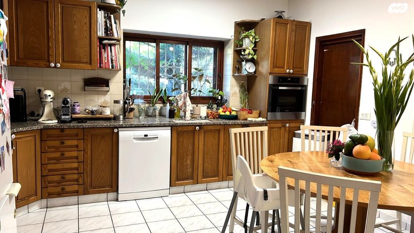 בית פרטי/ קוטג', סביון