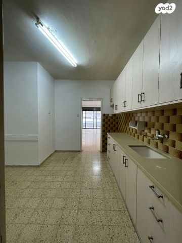 דירה, וייצמן, עיר, מרכז העיר, נהריה