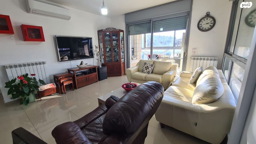 דירה, יפה רום, גילה, ירושלים