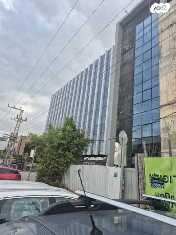 חנויות/ שטח מסחרי, פתח תקווה