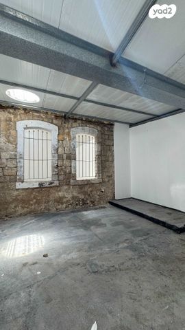 חנויות/ שטח מסחרי, אל מרין, שער פלמר, תחנת רכבת השמונה, חיפה