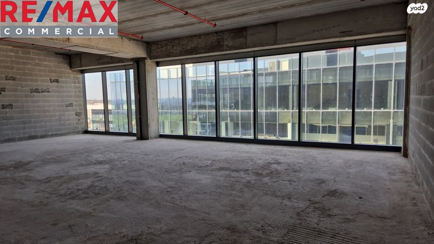 משרדים, החרש, הוד השרון