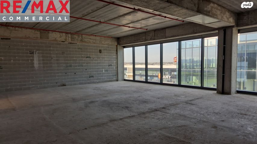 משרדים, החרש, הוד השרון