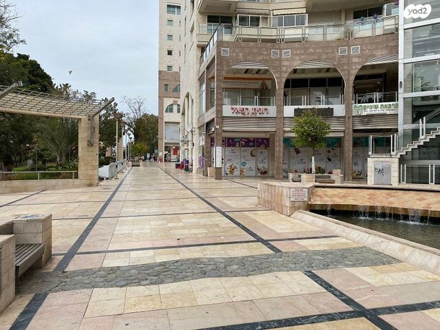 חנויות/ שטח מסחרי, ראשון לציון