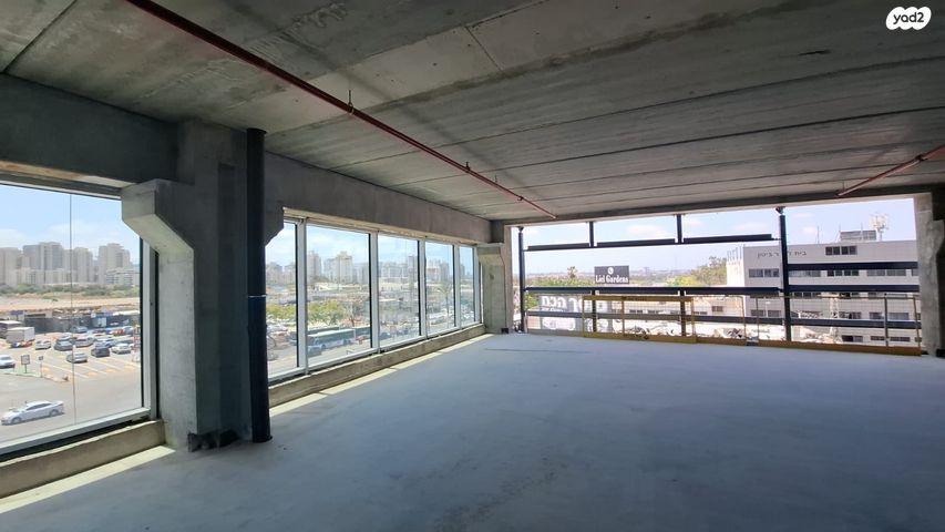 בן ציון גליס 