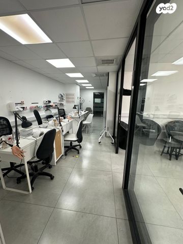 חנויות/ שטח מסחרי, התוכנה 4, עפולה