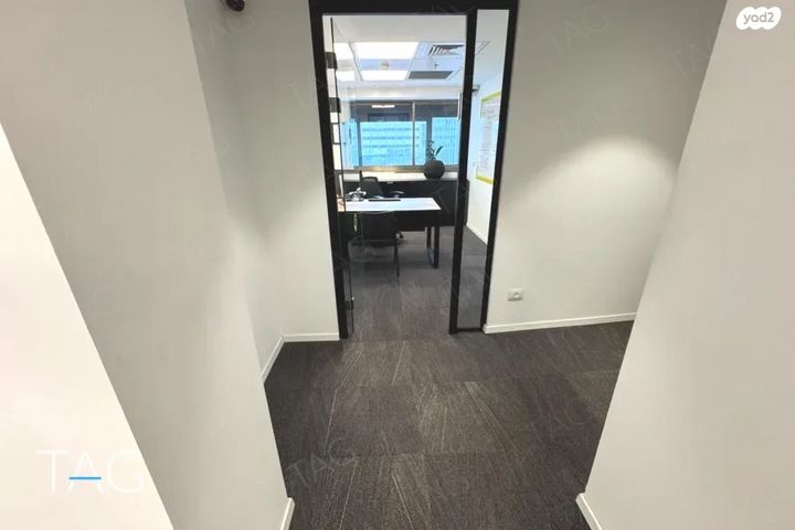 משרדים, משכית, הרצליה