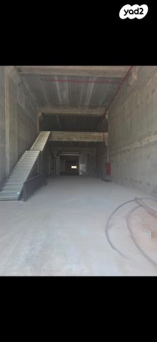 חנויות/ שטח מסחרי