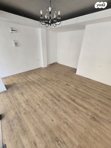 חנויות/ שטח מסחרי, בלפור 137, דרום מערב ותיק, בת ים