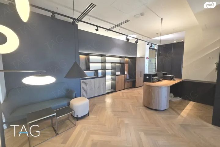 משרדים, הארבעה 28, תל אביב יפו