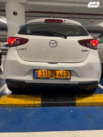 מודעת רכב מאזדה 2