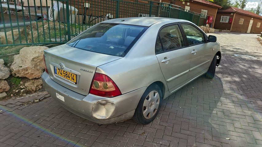 טויוטה קורולה