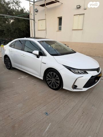 מודעת רכב טויוטה קורולה