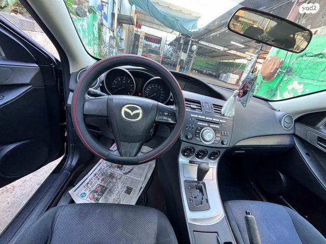 מודעת רכב מאזדה 3