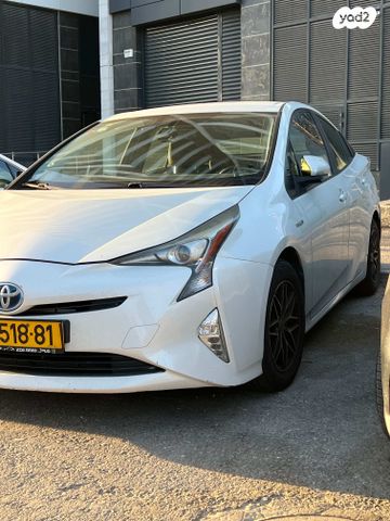 מודעת רכב טויוטה פריוס