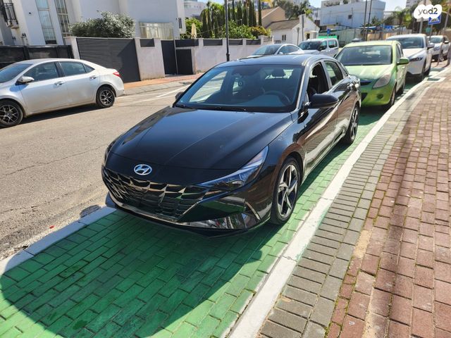 יונדאי אלנטרה