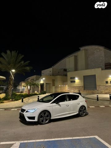 מודעת רכב סיאט לאון